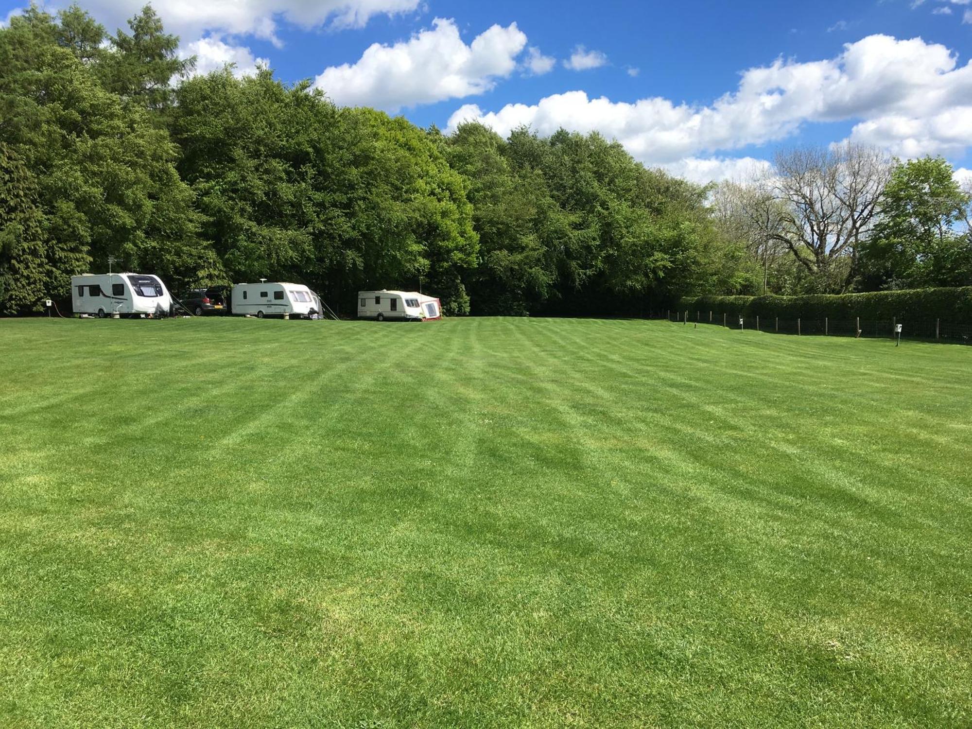 Bank Top Camping-North York Moors With Pitches For Caravans, Camper Vans And Tents Hotel พิกเคอริง ภายนอก รูปภาพ