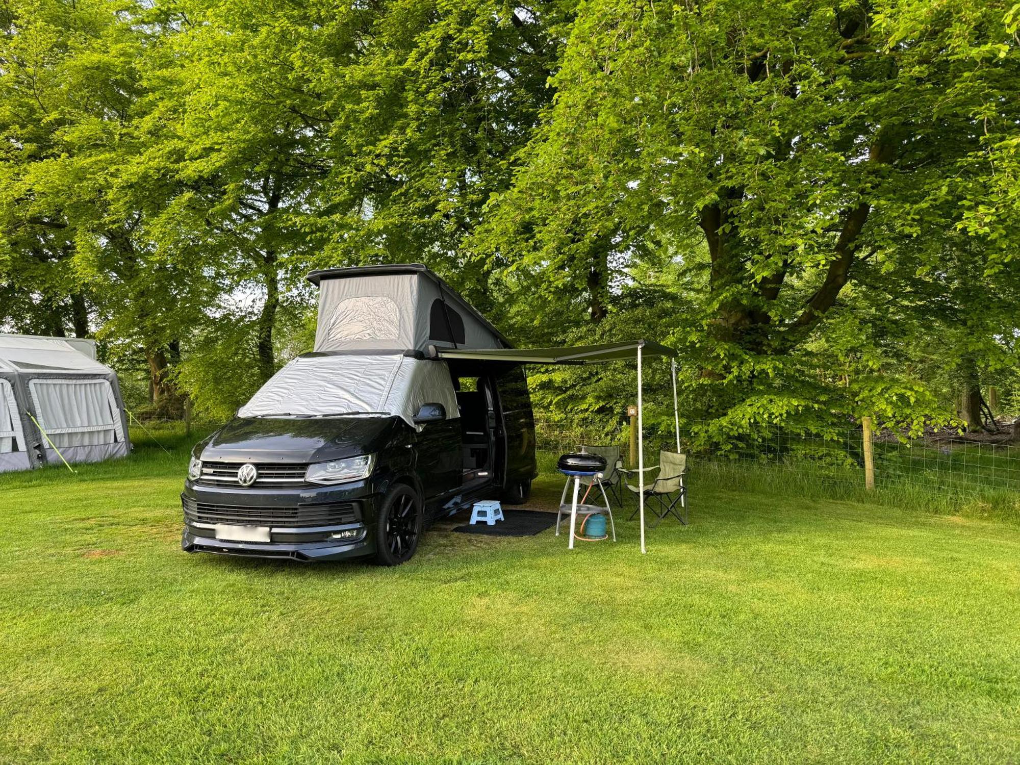 Bank Top Camping-North York Moors With Pitches For Caravans, Camper Vans And Tents Hotel พิกเคอริง ภายนอก รูปภาพ